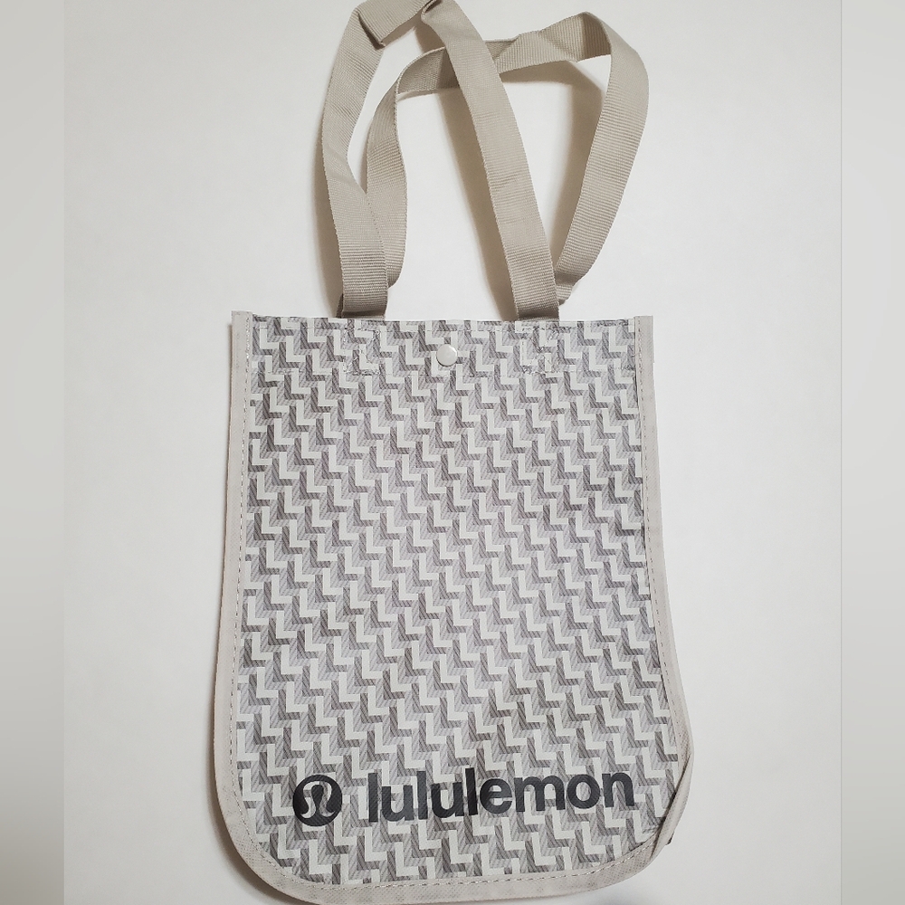 Lululemon Reusable Bag